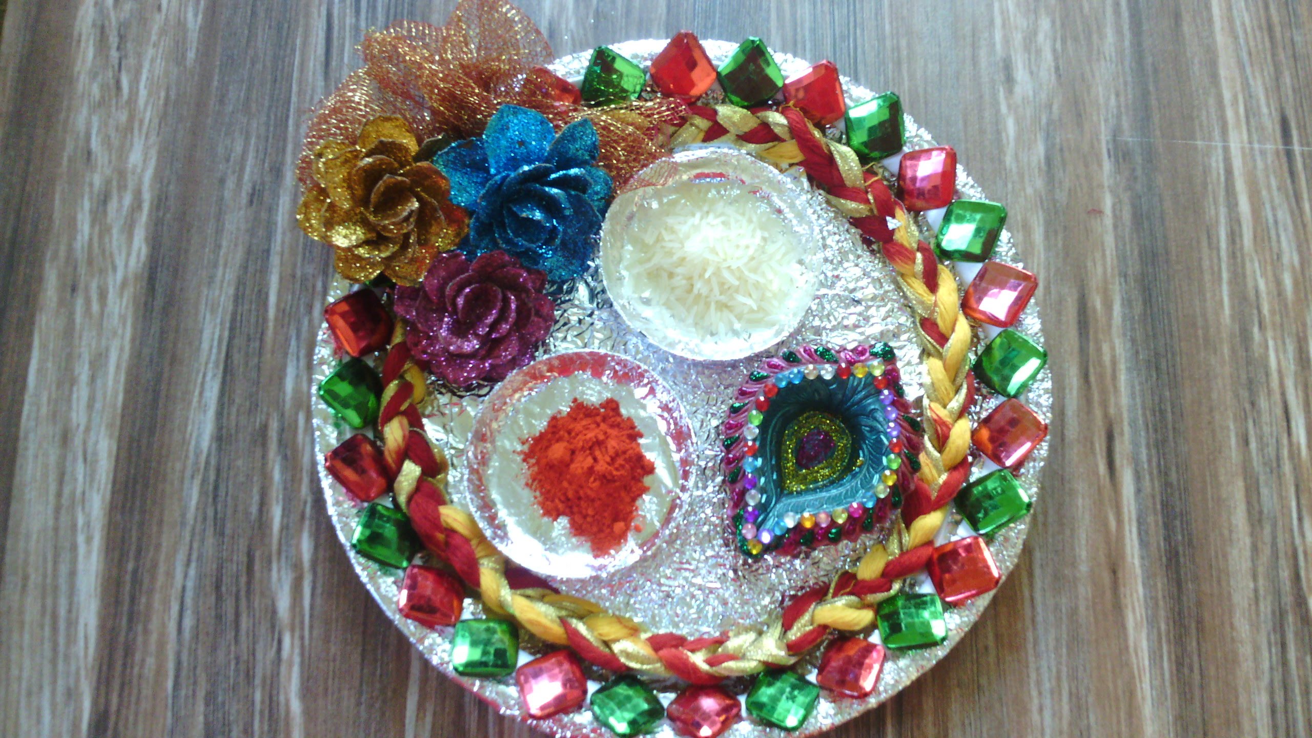 Ways to Create Raksha Bandhan Thali Decoration at Home